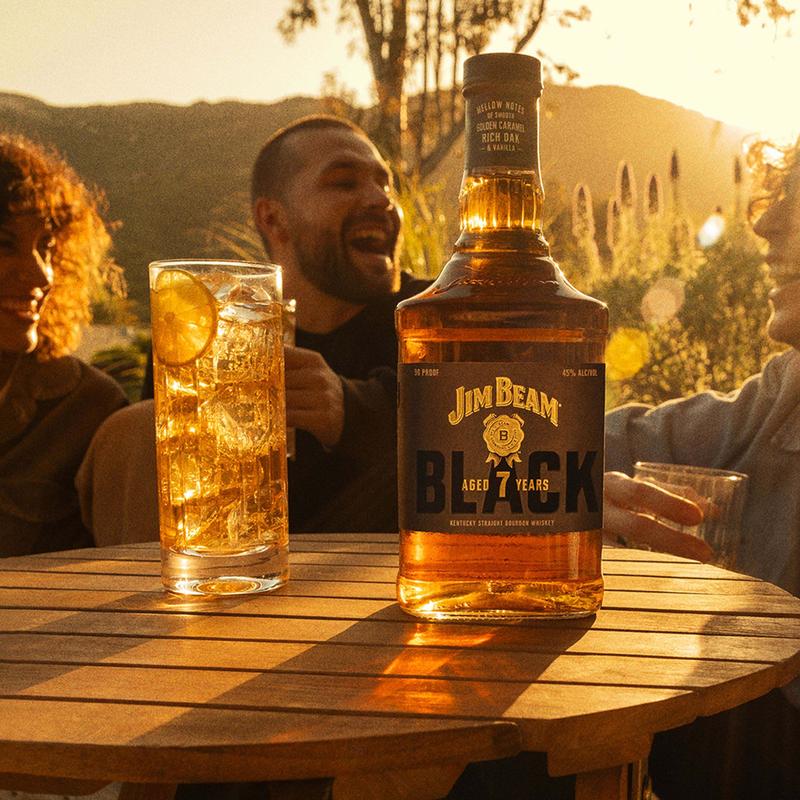 JIM BEAM ボード Whisky Jim Beam Black Bourbon 7 Anos Americano 1L - Whisky